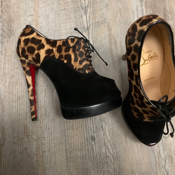 Christian Louboutin Miss Poppins Heels - Picture 2 of 7